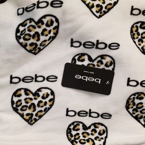 Bebe bath towel